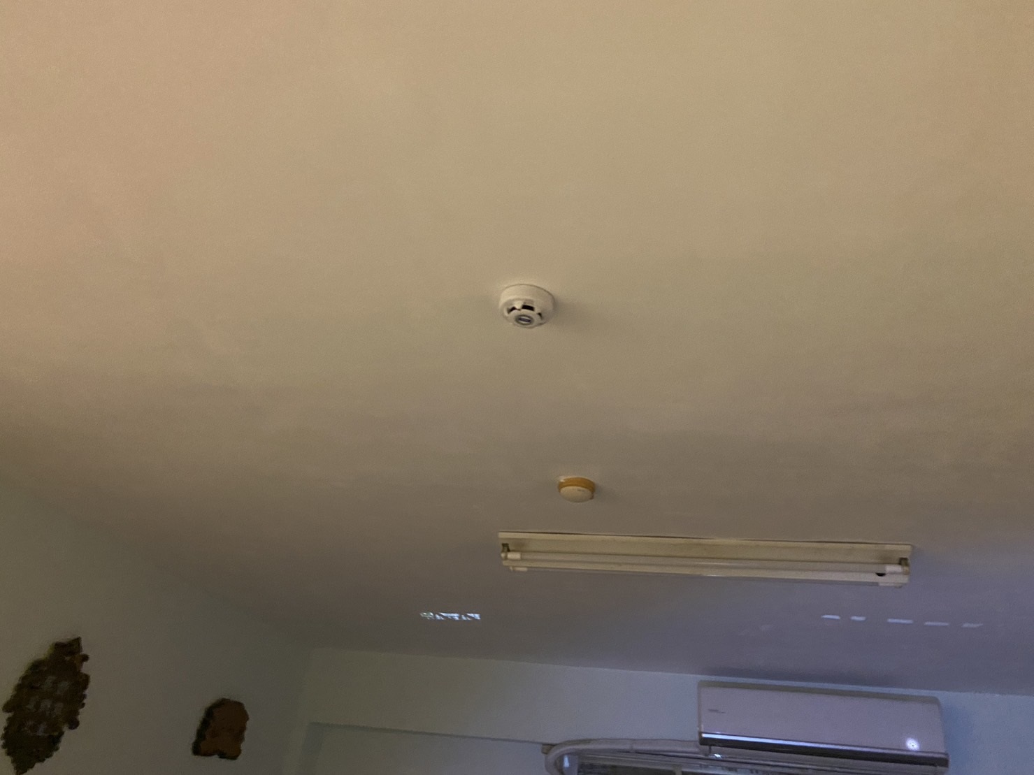 民眾住宅遺留火種險釀災 幸賴住警器作動即時因應